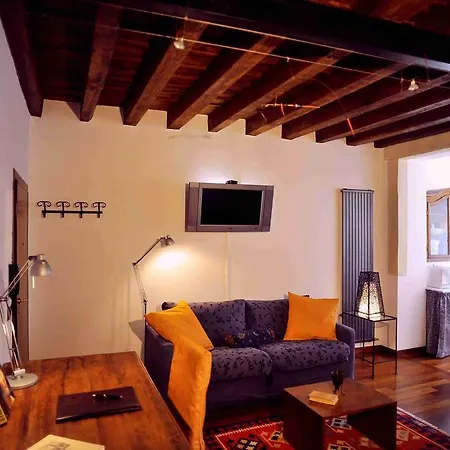 Bed & Breakfast Antica Via Roma Garden View Verona