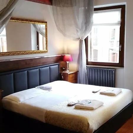 Antica Via Roma Garden View Отель типа 
