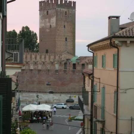 Antica Via Roma Garden View Bed & Breakfast Verona