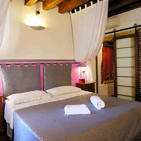 Antica Via Roma Garden View ורונה