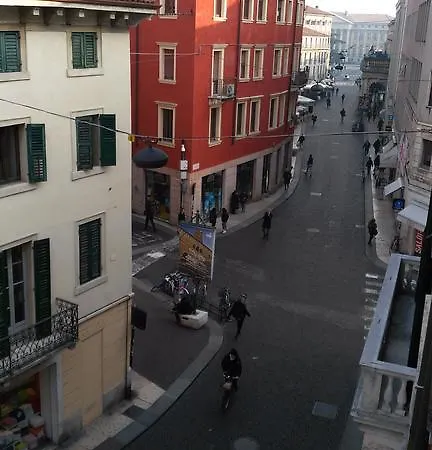 Oda ve Kahvaltı Antica Via Roma Garden View